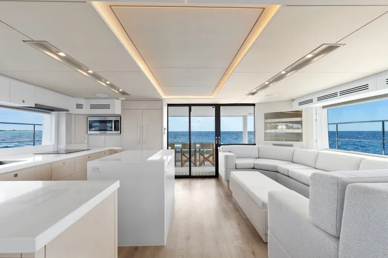 Slide: The Image of Two Oceans 555 2026 Two Oceans 555 Catamaran - 7309377