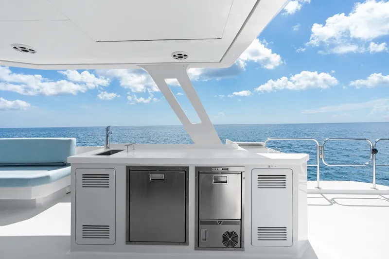 Slide: The Image of Two Oceans 555 2026 Two Oceans 555 Catamaran - 7309363
