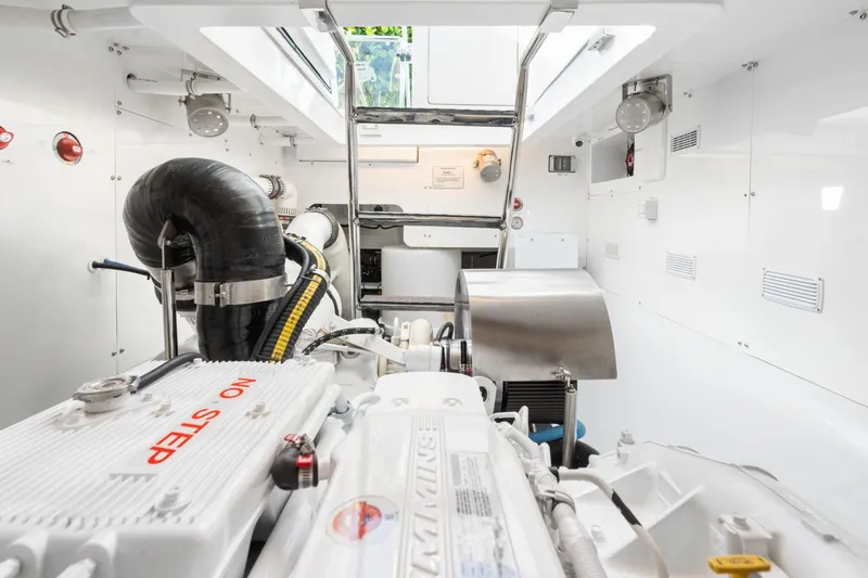 Slide: The Image of Two Oceans 555 2026 Two Oceans 555 Catamaran - 7309403