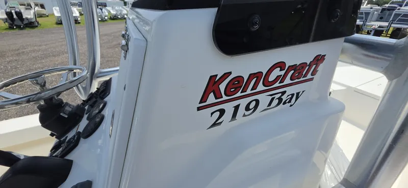 Slide: The Image of Kencraft 219 Bayrider 2023 - 7225631