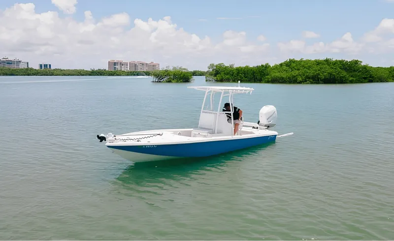 Slide: The Image of Yellowfin 24 Bay 2013 - 7225644