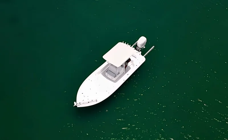 Slide: The Image of Yellowfin 24 Bay 2013 - 7225647