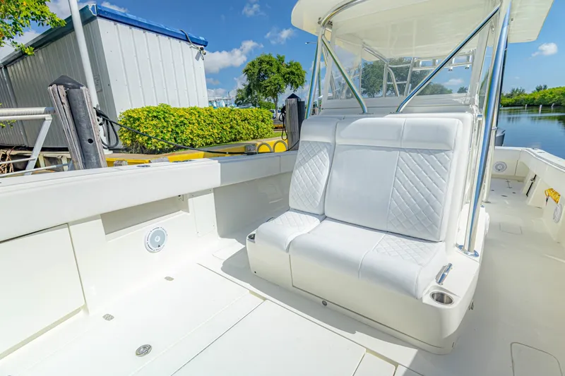 Slide: The Image of SeaVee 390Z 2016 - 7225924