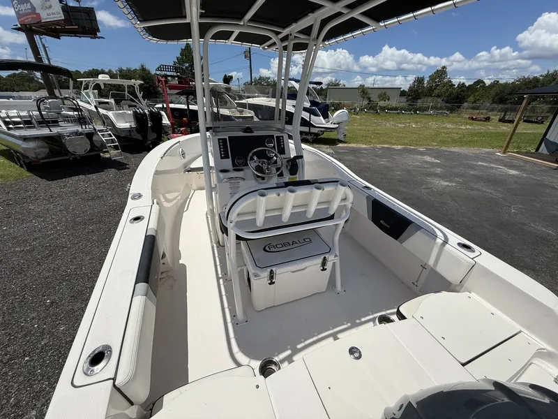 Slide: The Image of Robalo R180 2024 - 7226563