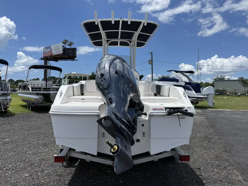 Slide: The Image of Robalo R180 2024 - 7226559