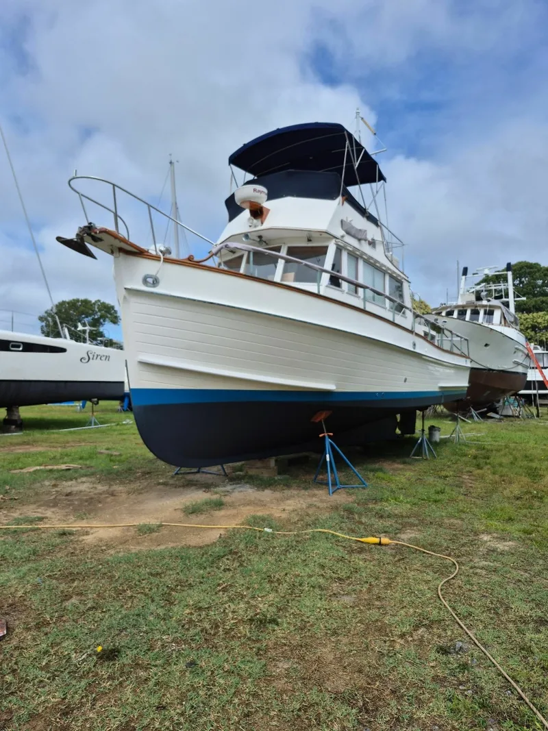 Slide: The Image of Grand Banks Classic 36 1983 - 7367248