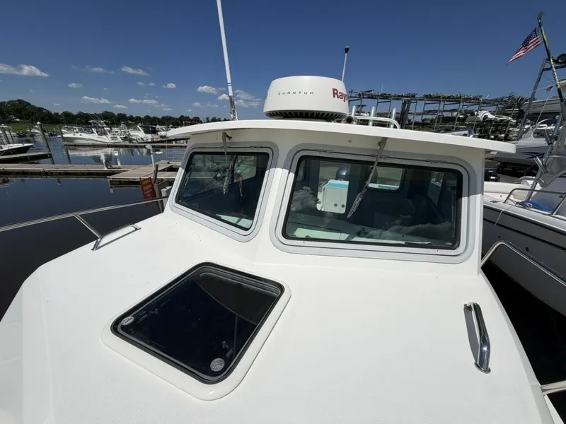 Slide: The Image of Parker Marine 2520 XL Sports Cabin 2018 - 7227288