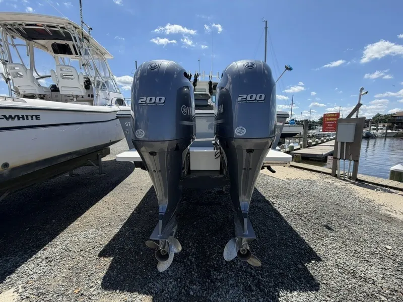 Slide: The Image of Parker Marine 2520 XL Sports Cabin 2018 - 7227303