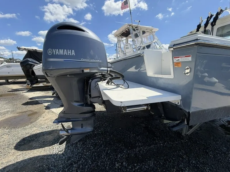 Slide: The Image of Parker Marine 2520 XL Sports Cabin 2018 - 7227230