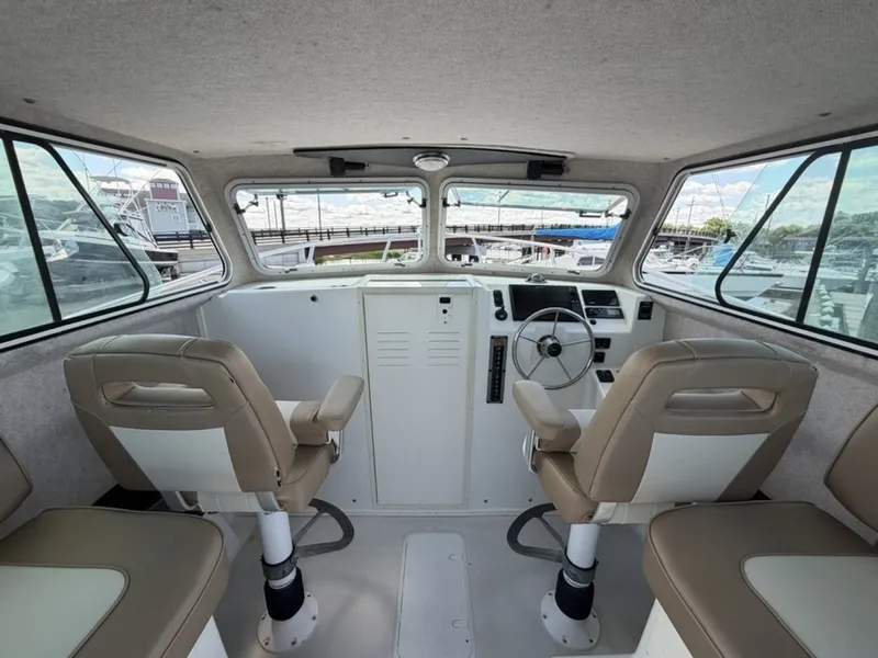 Slide: The Image of Parker Marine 2520 XL Sports Cabin 2018 - 7227294