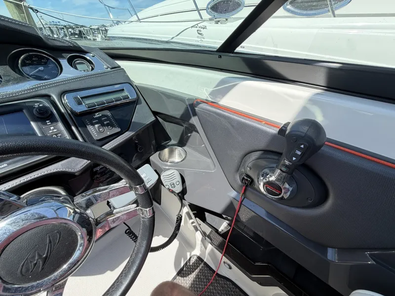 Slide: The Image of Monterey 288SS 2013 - 7227464