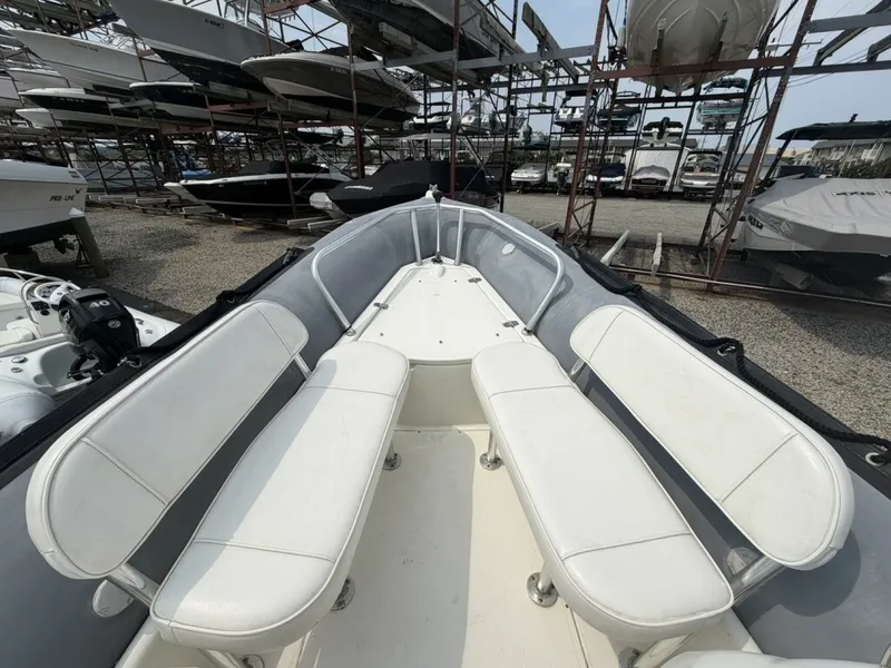 Slide: The Image of Zodiac Bayrunner Pro 650 2012 - 7227447