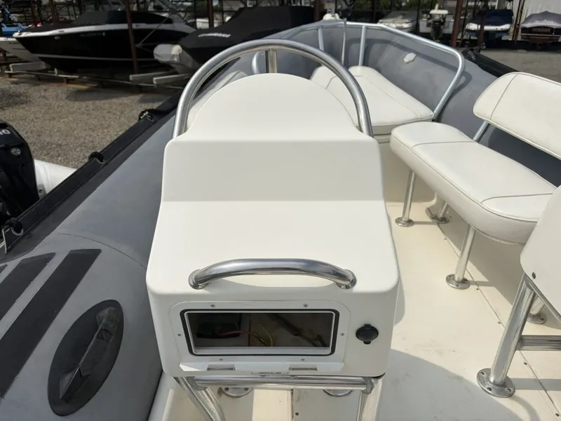 Slide: The Image of Zodiac Bayrunner Pro 650 2012 - 7227444