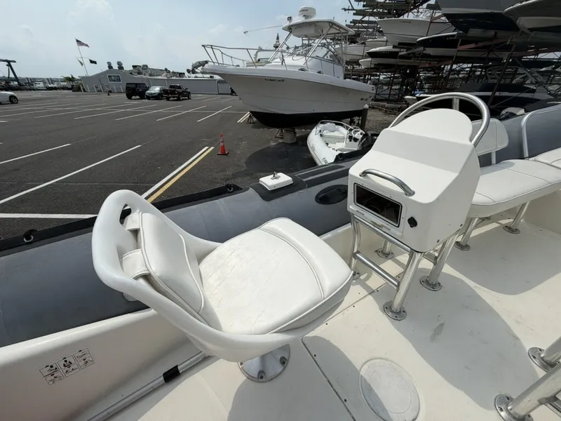 Slide: The Image of Zodiac Bayrunner Pro 650 2012 - 7227453