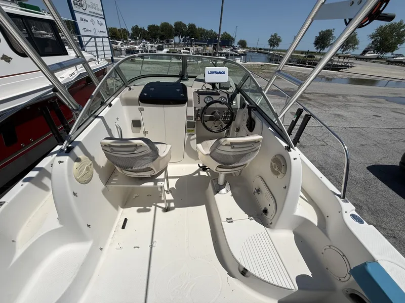 Slide: The Image of Bayliner Trophy pro 2002 2002 - 7227648