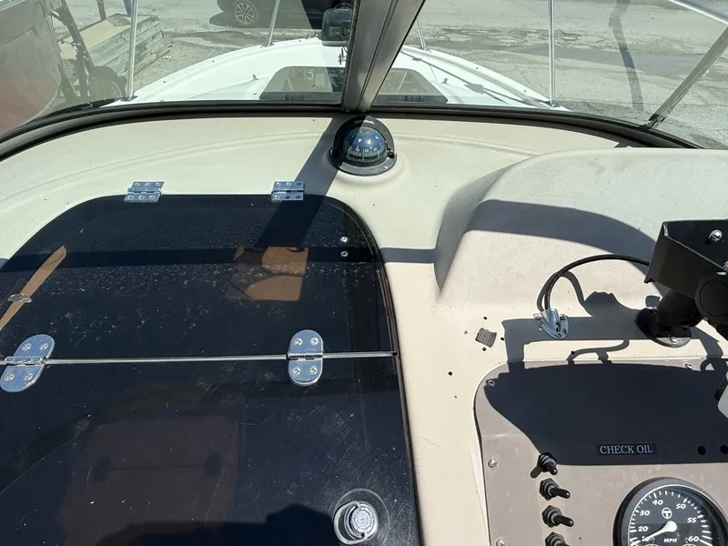 Slide: The Image of Bayliner Trophy pro 2002 2002 - 7227650