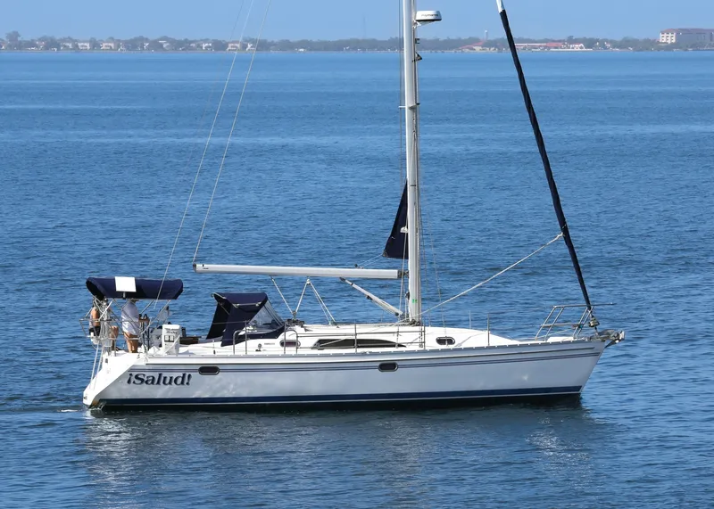 The Image of Catalina 355 2011 - 7228012