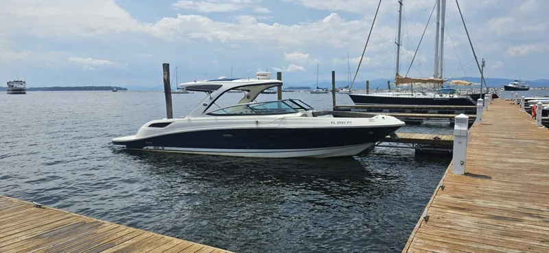 Slide: The Image of Sea Ray 350 SLX 2016 - 7227909