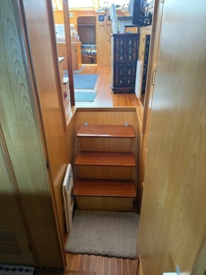 Slide: The Image of aft steroom steps - 7268654