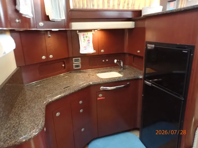 Slide: The Image of 40' Sea Ray galley2 - 7228300