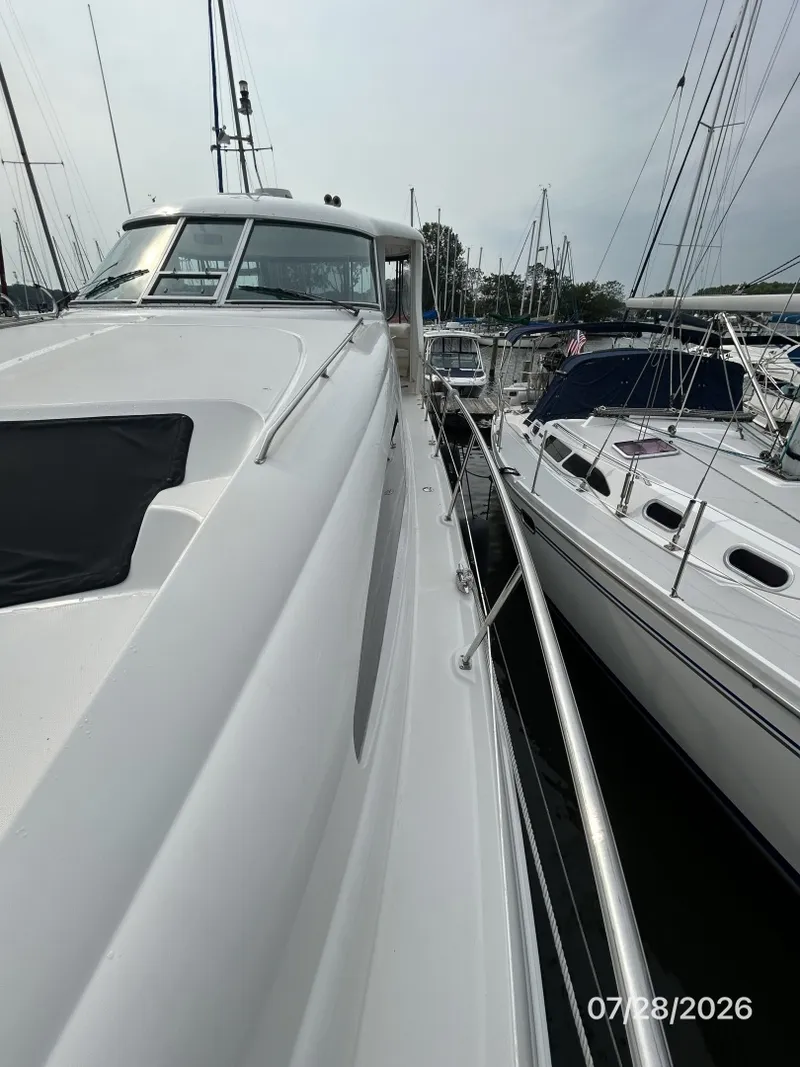 Slide: The Image of 40' Sea Ray port side deck2 - 7228329