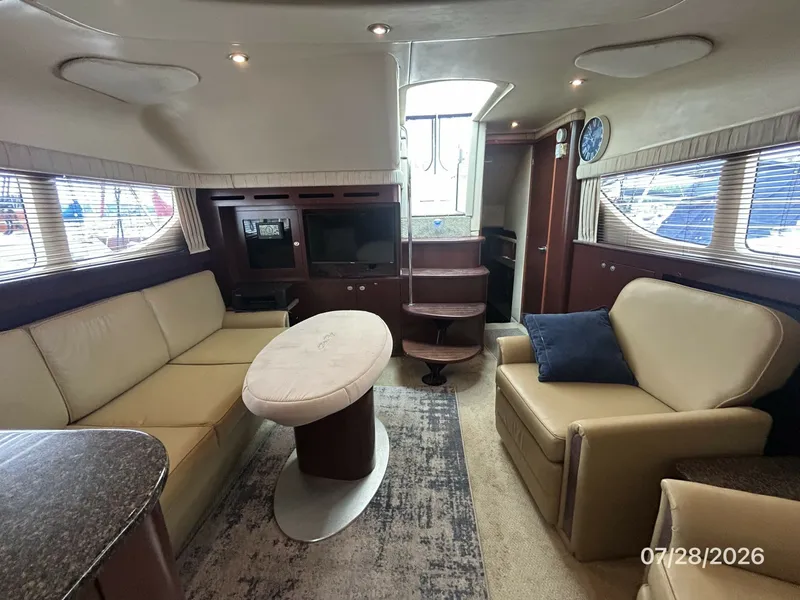 Slide: The Image of 40' Sea Ray salon aft - 7228345