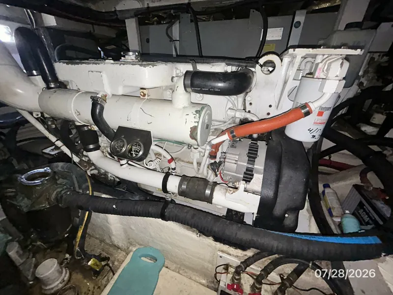 Slide: The Image of 40' Sea Ray port main engine - 7228319