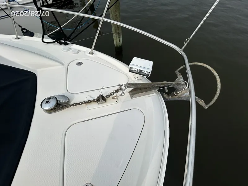 Slide: The Image of 40' Sea Ray anchor windlass2 - 7228267