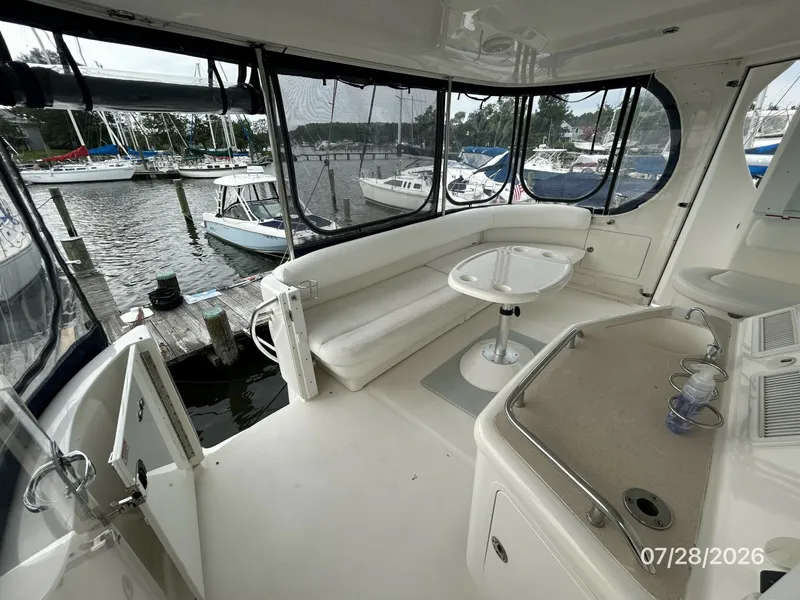 Slide: The Image of 40' Sea Ray sundeck1 - 7228369
