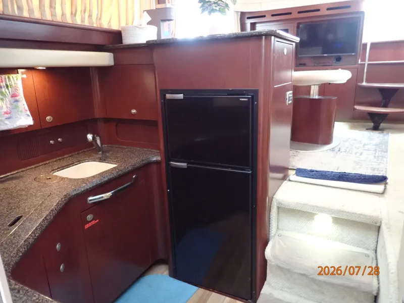 Slide: The Image of 40' Sea Ray galley3 - 7228299