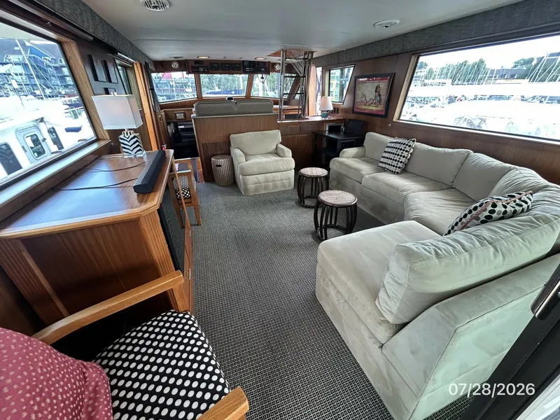 Slide: The Image of 54' Hatteras salon forward - 7288143