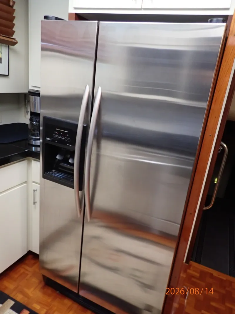 Slide: The Image of 54' Hatteras galley refrigerator-freezer - 7451875