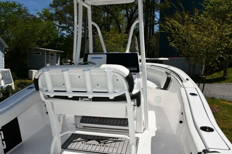 Slide: The Image of Tidewater 210 LXF 2023 - 7229773