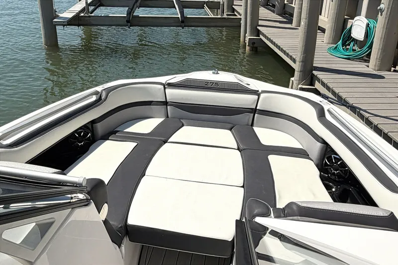 Slide: The Image of Yamaha 275SE 2023 - 7246547