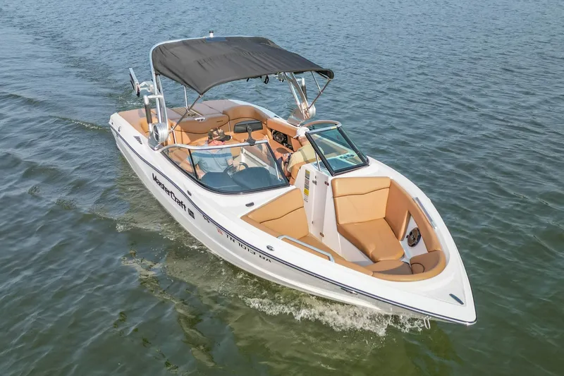 Slide: The Image of Mastercraft XT23 2021 - 7246470