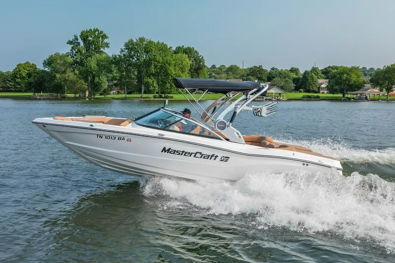 Slide: The Image of Mastercraft XT23 2021 - 7388455