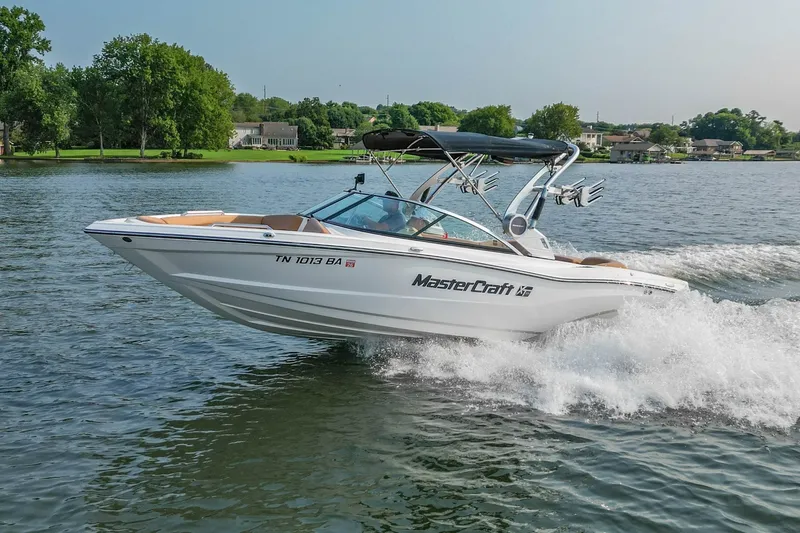 Slide: The Image of Mastercraft XT23 2021 - 7246533