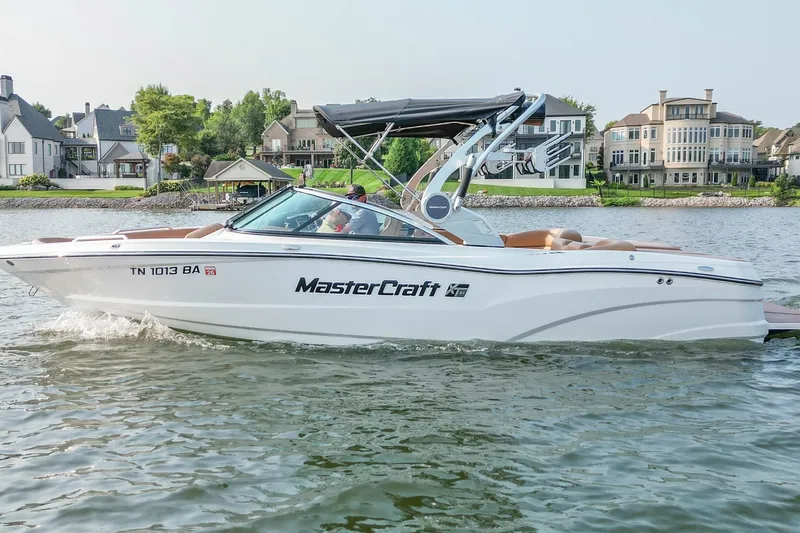 Slide: The Image of Mastercraft XT23 2021 - 7246485