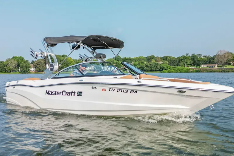 Slide: The Image of Mastercraft XT23 2021 - 7246462
