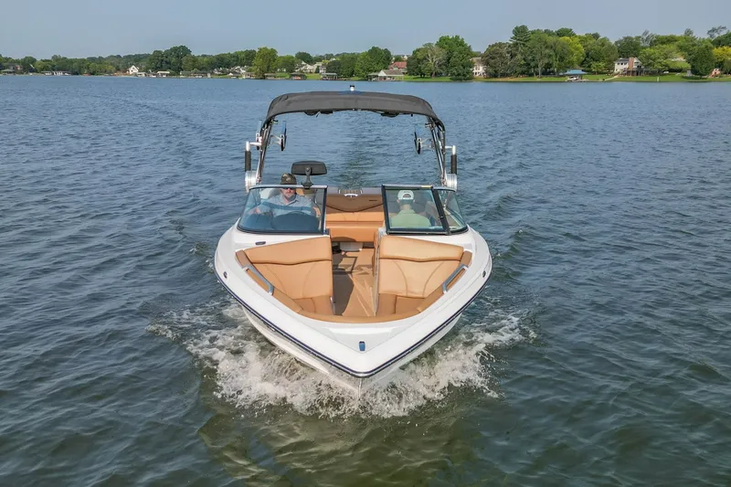 Slide: The Image of Mastercraft XT23 2021 - 7246475