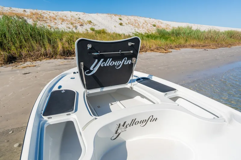 Slide: The Image of Yellowfin 24 Bay 2013 - 7850758