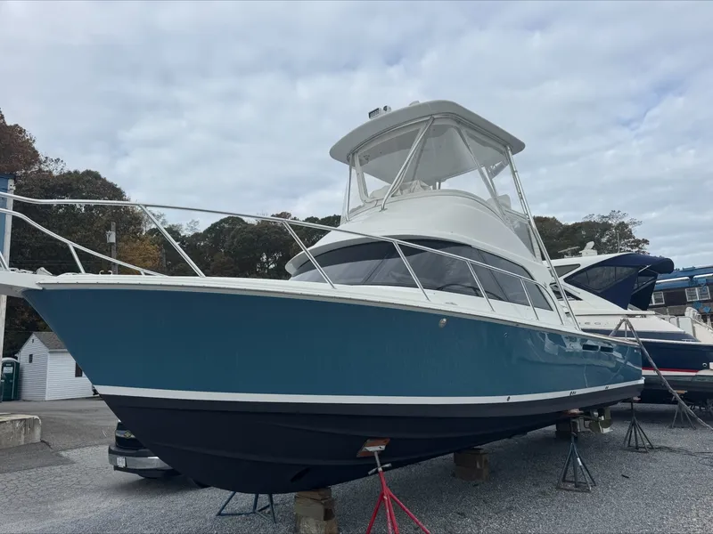 Slide: The Image of Bertram 35 Flybridge 2021 - 7265862