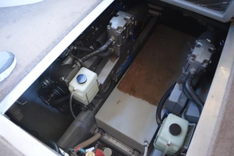 Slide: The Image of Mainship 37 Motor Yacht 1995 - 7269243