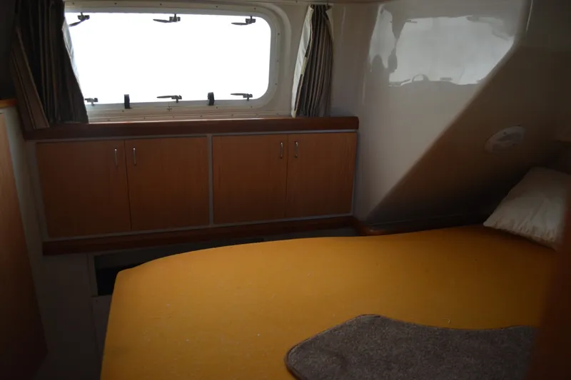 Slide: The Image of Mainship 37 Motor Yacht 1995 - 7269247
