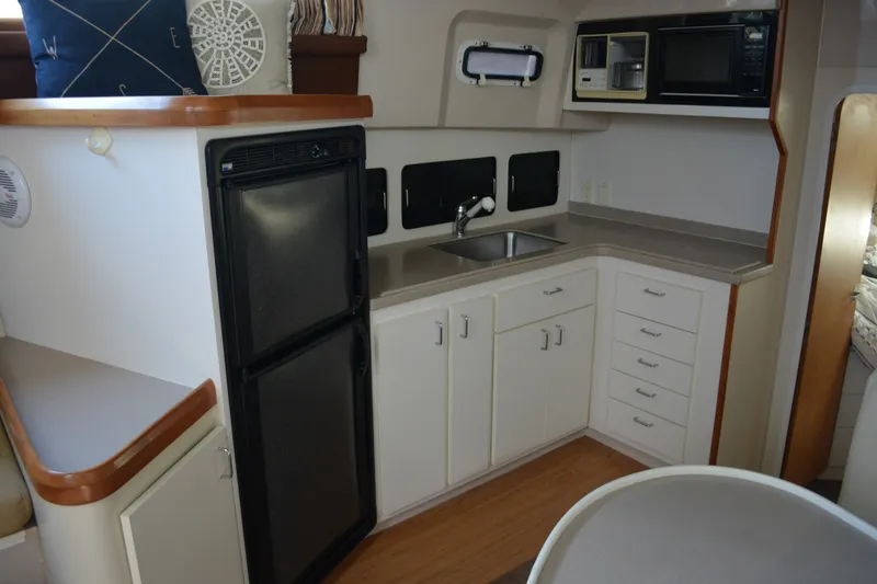 Slide: The Image of Mainship 37 Motor Yacht 1995 - 7269228