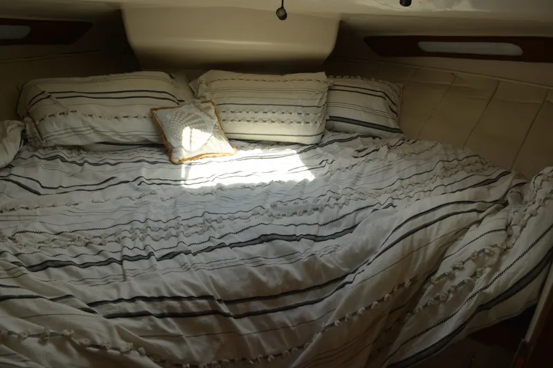 Slide: The Image of Mainship 37 Motor Yacht 1995 - 7269231