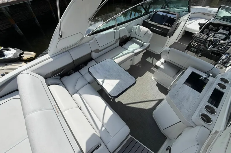 Slide: The Image of Formula 290 Bowrider 2017 - 7268367