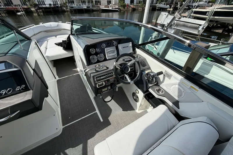 Slide: The Image of Formula 290 Bowrider 2017 - 7268374