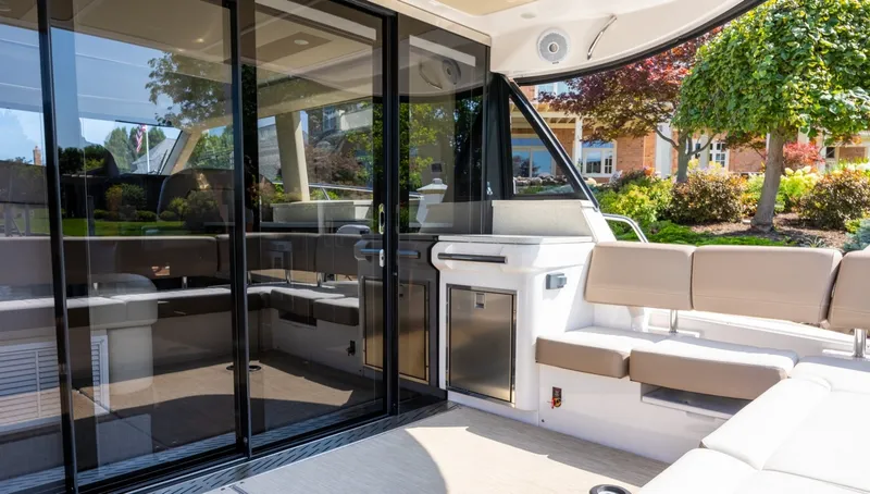 Slide: The Image of Regal 42 Grand Coupe 2018 - 7287952