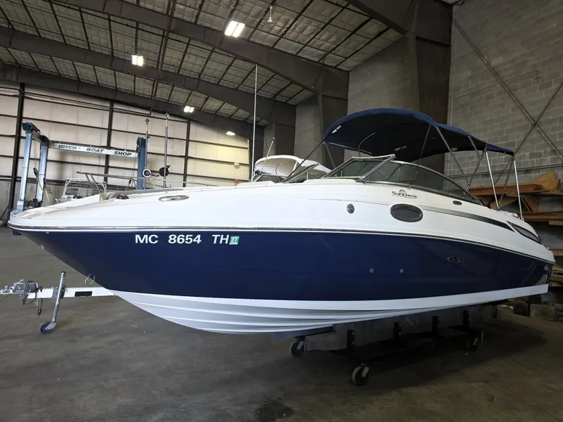 Slide: The Image of Sea Ray 260 Sun Deck 2010 - 7269328